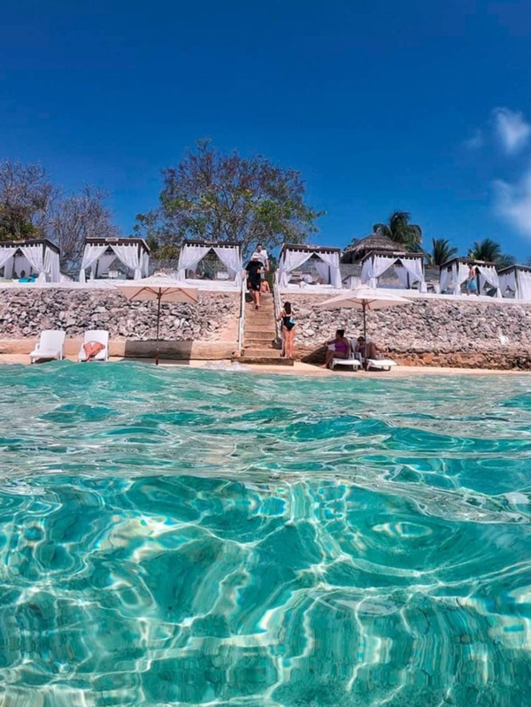 Beach club image